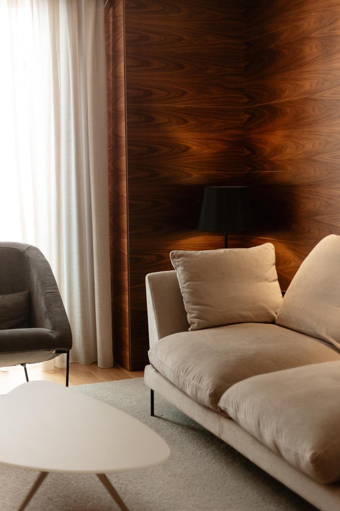 Deluxe Queen Suite Spa Bath